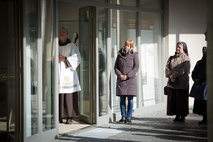 kiallitas-a-ferences-szerzetesi-eletrol-2